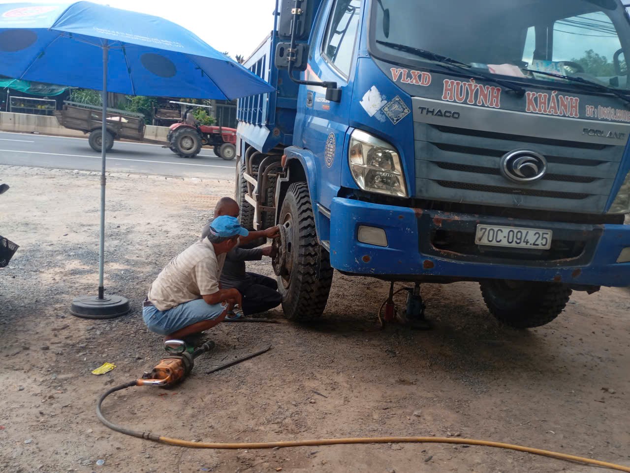 vá vỏ Tây Ninh