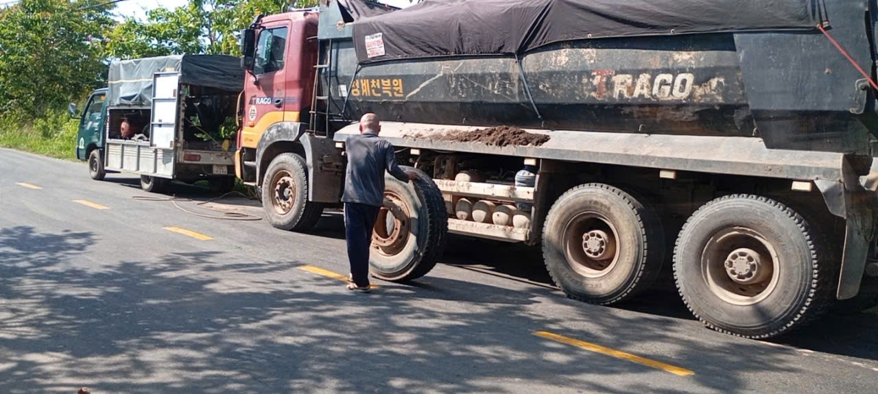 vá vỏ Trảng Bàng